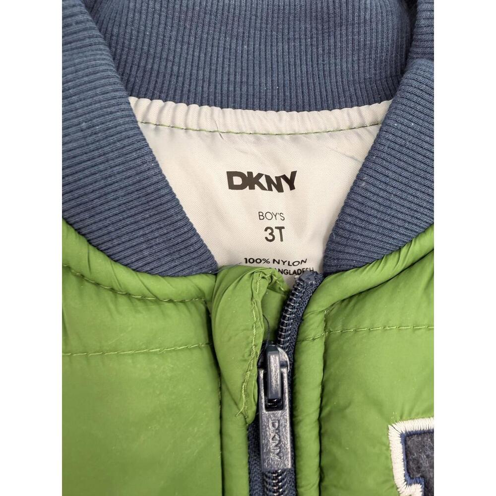 #T20 Sz. 3T‎ DKNY Green puffer vest NWT - Picture 3 of 8